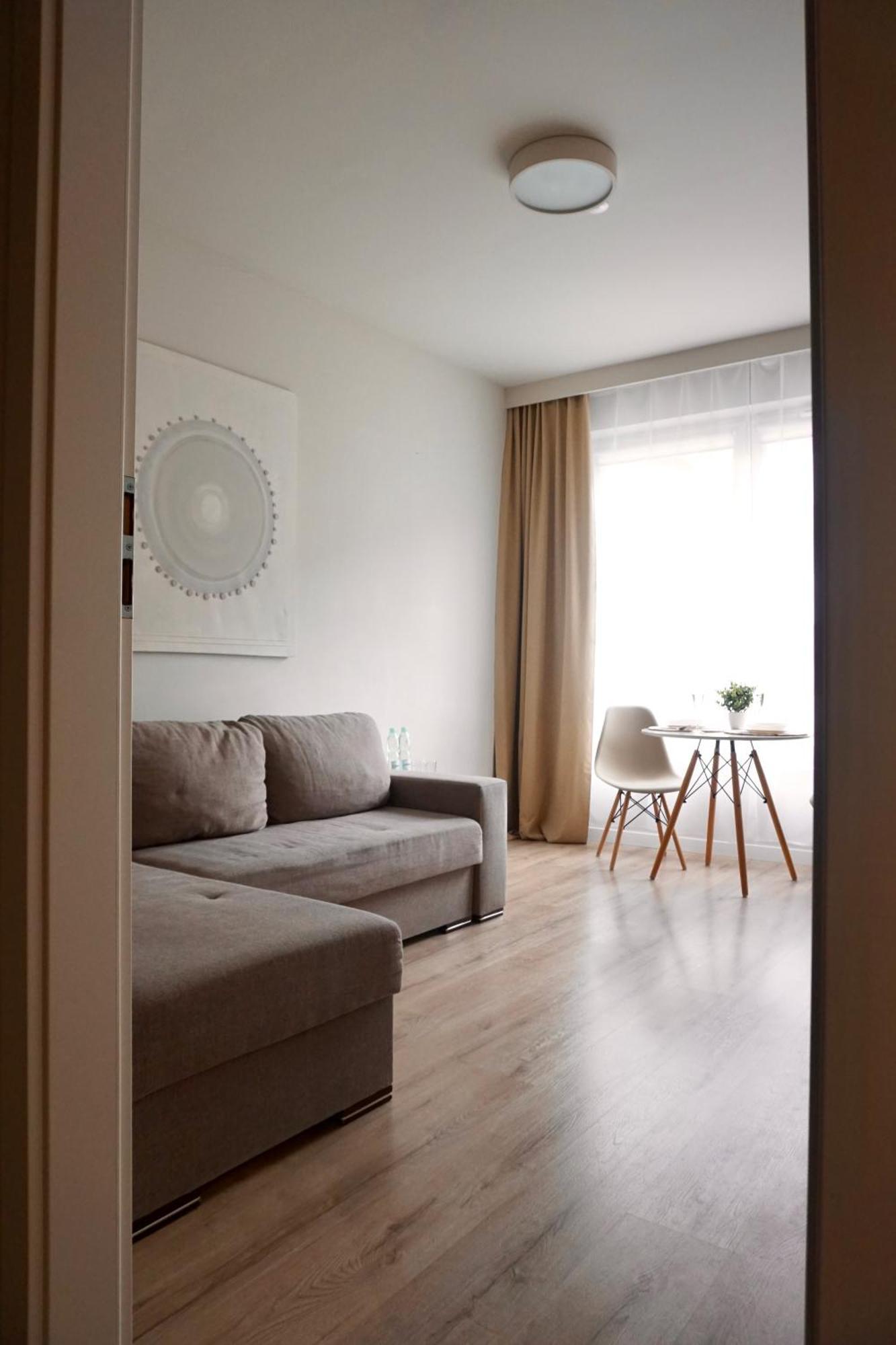 Komputerowa Apartments Airport And Business District Varşova Dış mekan fotoğraf