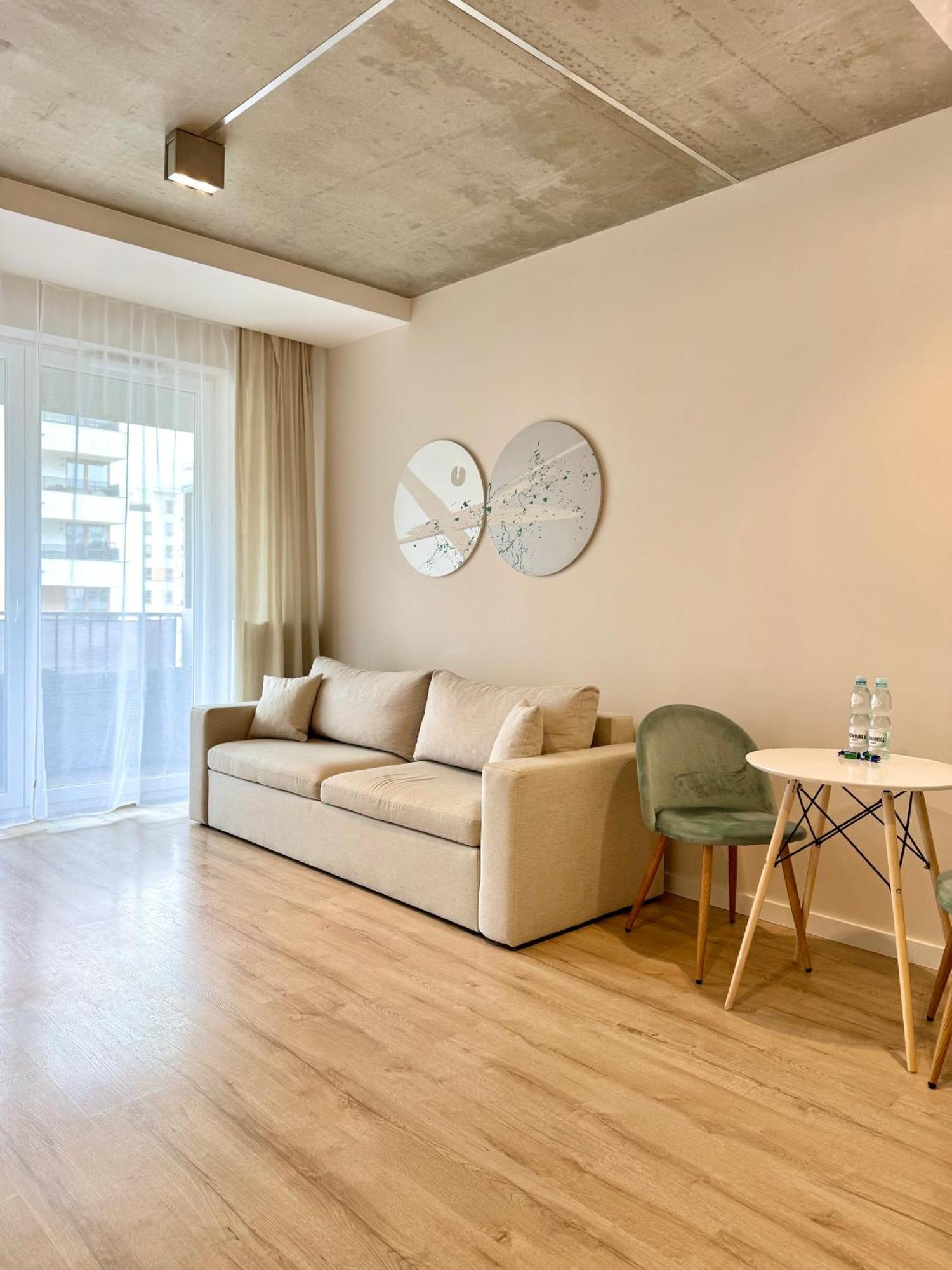 Komputerowa Apartments Airport And Business District Varşova Dış mekan fotoğraf